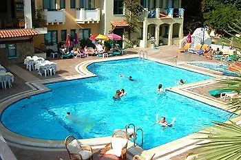 Montebello Deluxe Hotel 厄吕代尼兹